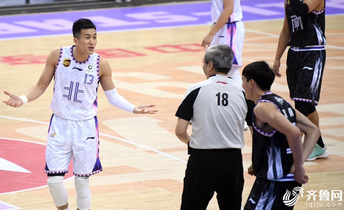 浙江队鏖战辽宁队，陶汉林关键制胜的简单介绍