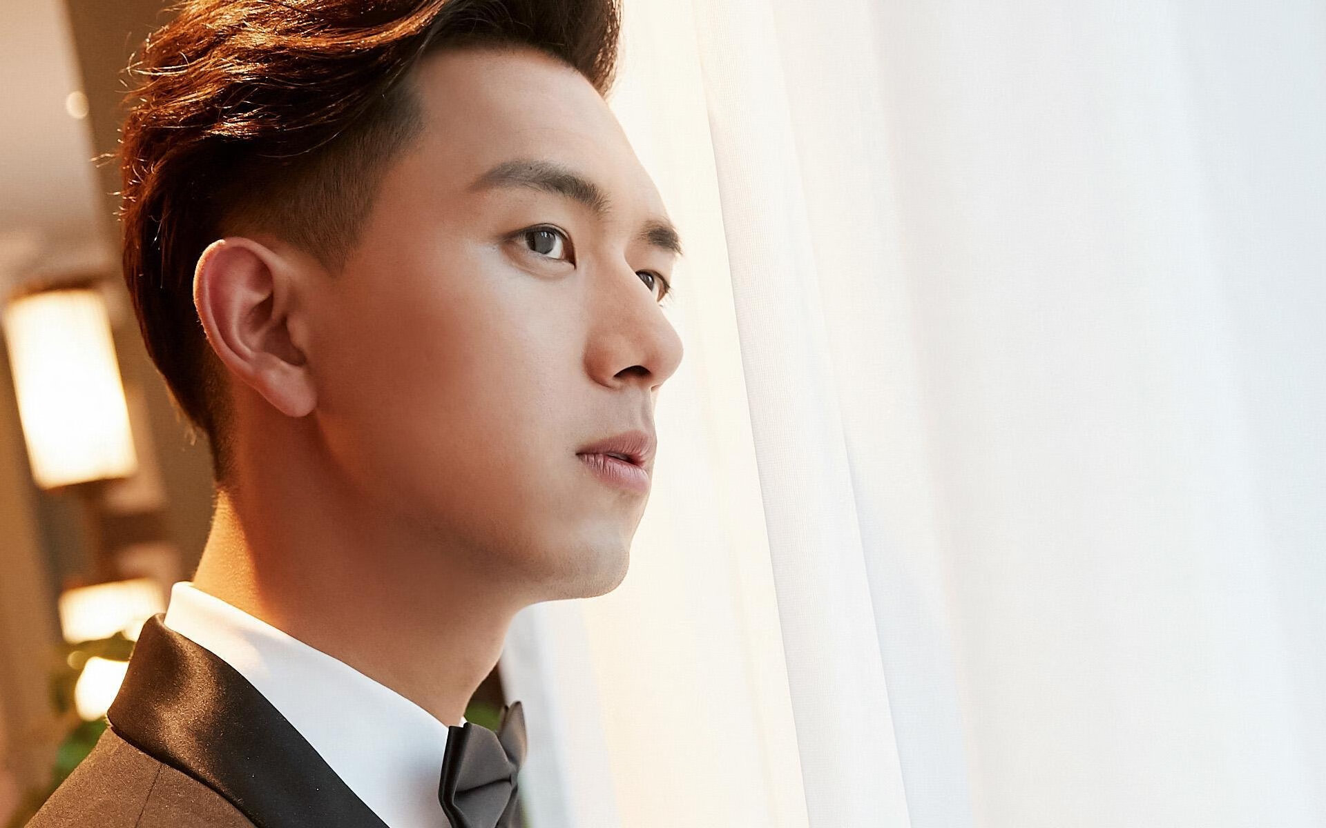 存在感叙事，凯恩的引力，西班牙的洪流，与伊朗的在场之谜