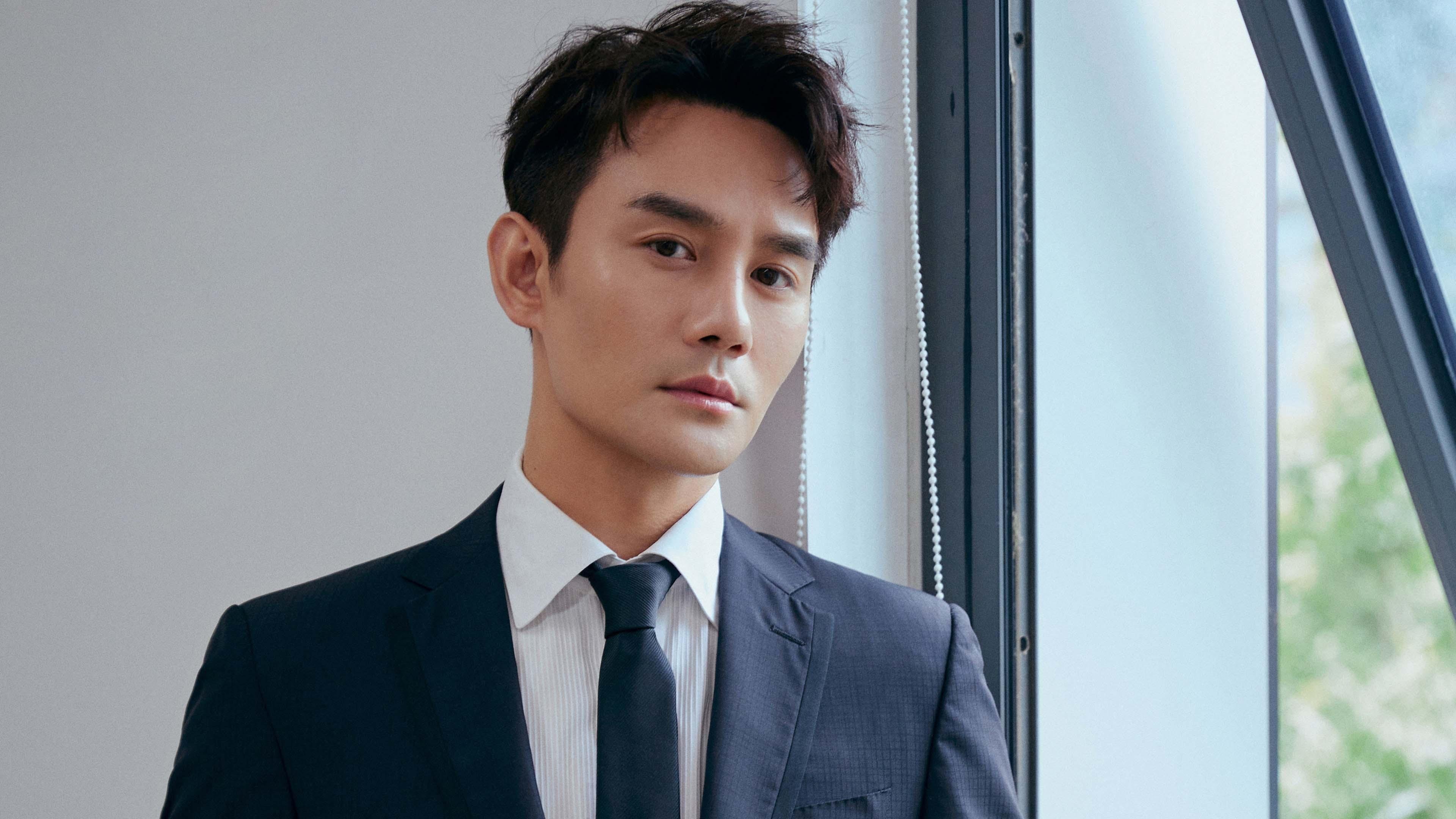 接管时刻，从绿茵场到F1赛道，他们如何夺回命运的缰绳